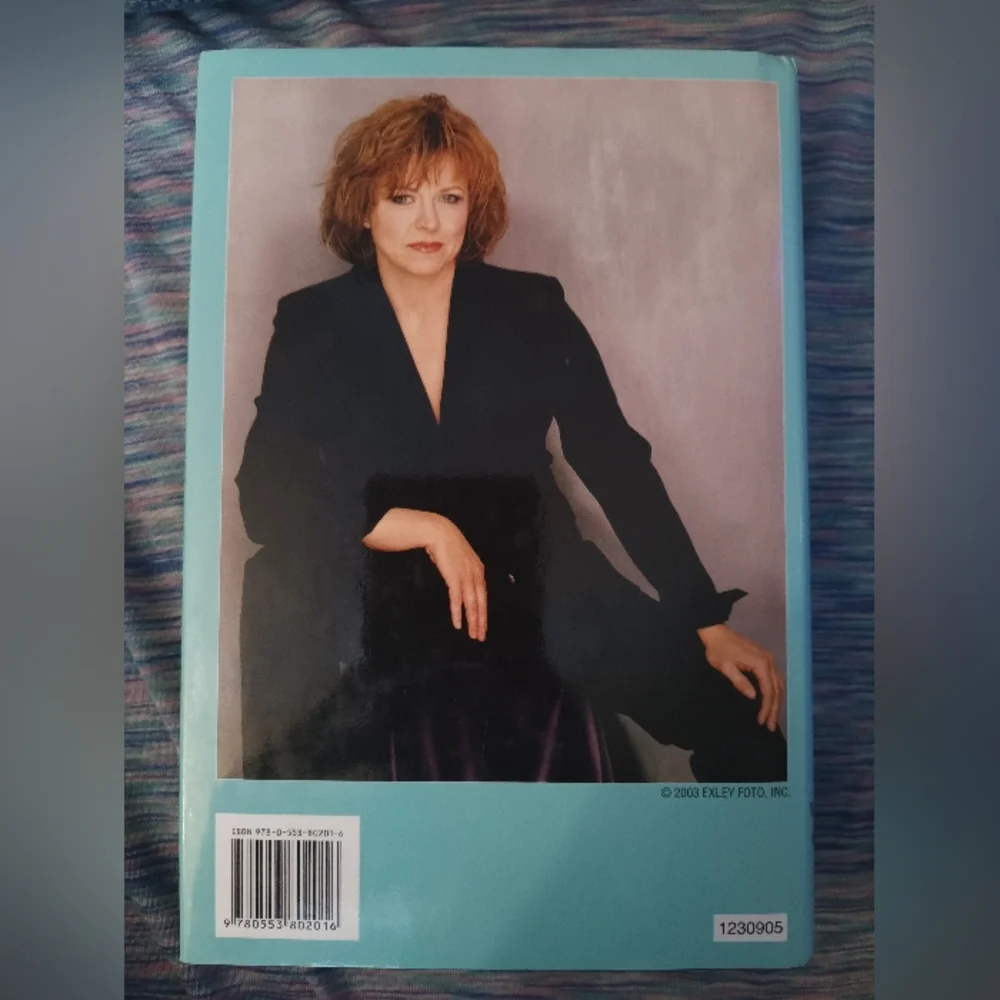 Tami Hoag ▪️𝐓𝐡𝐞 𝐀𝐥𝐢𝐛𝐢